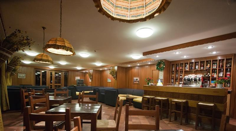 Hotel Ski Club I Cavalieri Rta Colle Colle Sestriere Buitenkant foto